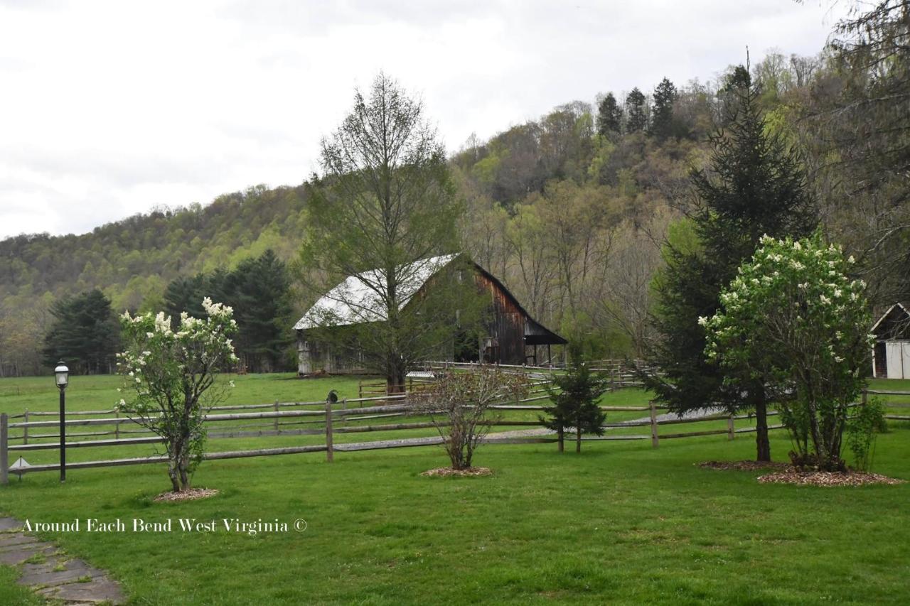 Laurel River Club Bed & Breakfast Or Lrcbnb Dryfork Exterior foto