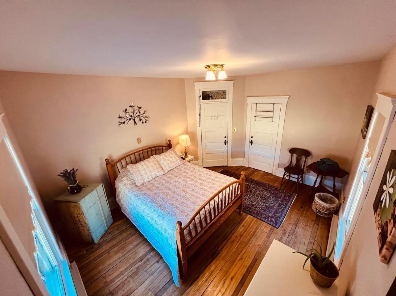 Laurel River Club Bed & Breakfast Or Lrcbnb Dryfork Exterior foto